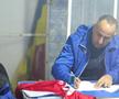 Show fabulos în „Groapa cu lei” de la Bărcănești! Șeful galeriei a intrat peste jucători în vestiar și-a început să țipe la ei: „Haideee, băăăă!”