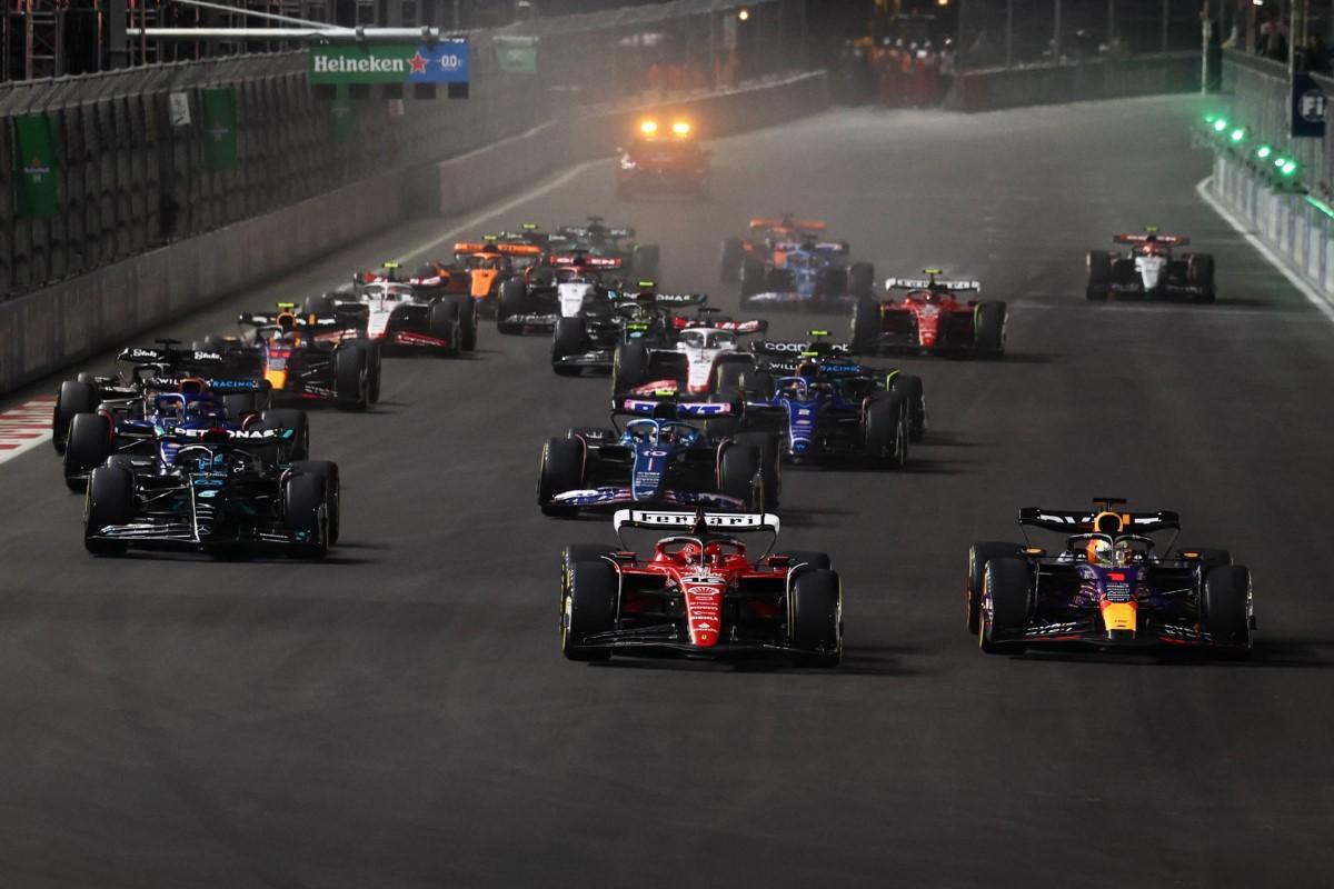 Schimbare la Max » Verstappen a șters pe jos tot weekendul cu Marele Premiu din Las Vegas, dar astăzi a întors-o