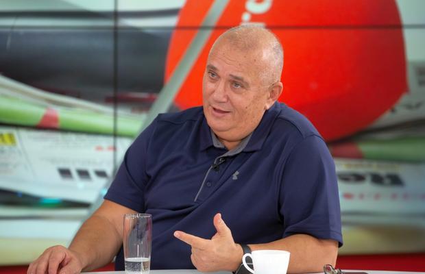 Ediția 200 la „Prietenii lui Ovidiu” » Emil Grădinescu este invitatul emisiunii din această seară