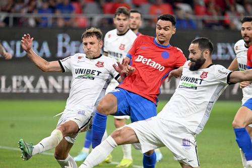 Vahid Selimovic (dreapta), OUT de la Hermannstadt // FOTO: Imago Images