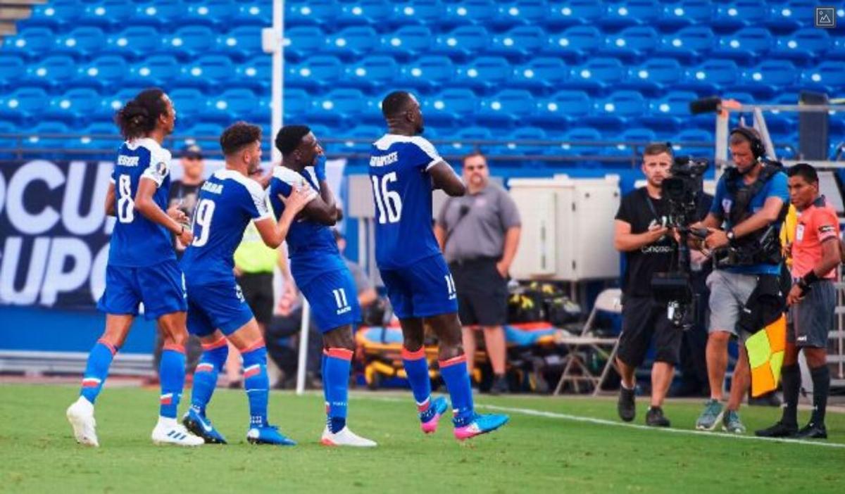 S-a scris istorie! » Cea mai mică țară care merge la Mondial, fără selecționer și fără vreun fotbalist născut acolo!