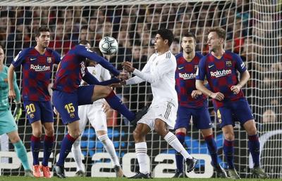 Barcelona - Real Madrid 0-0 // Nu, VARane! Scandal! Real protestează: „Au fost foarte clare, am văzut în vestiar, la pauză!"