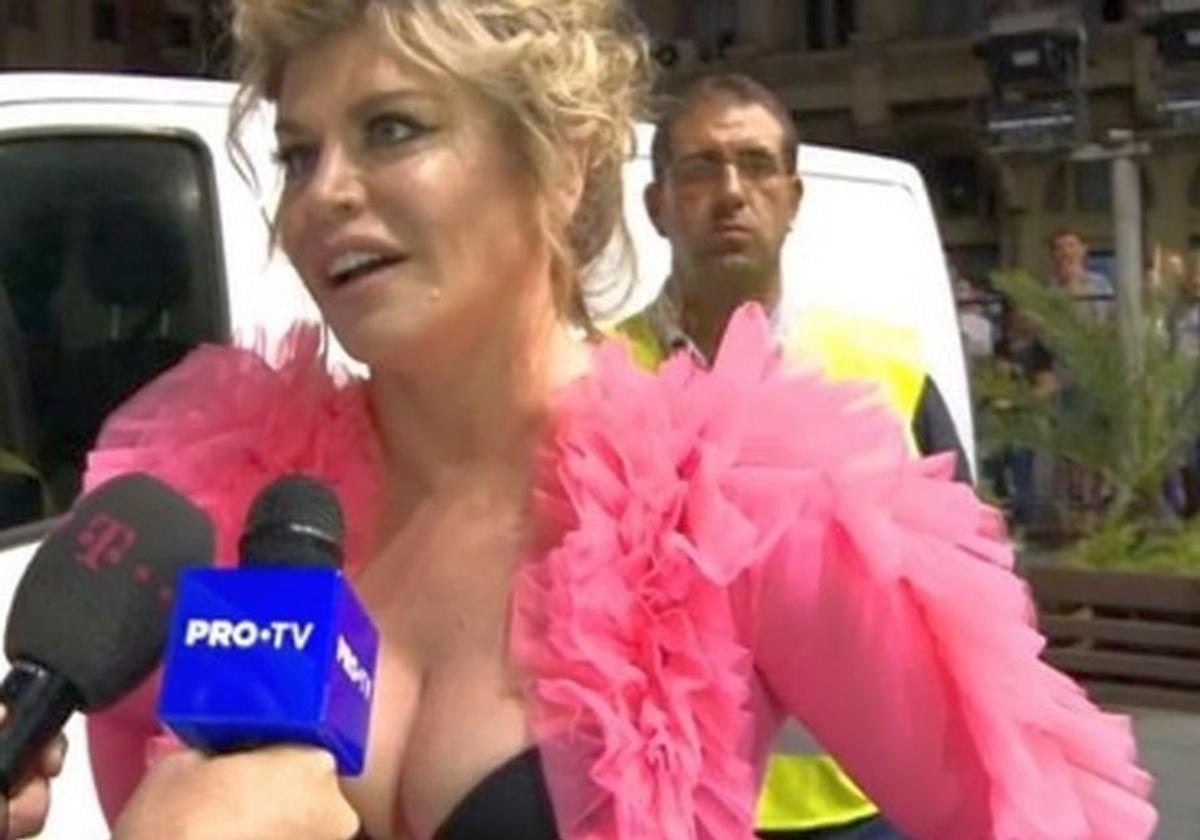 Loredana Groza, implicată în derby-ul FCSB-Craiova: susținătoare înfocată a Craiovei lui Pițurcă! GALERIE FOTO + VIDEO