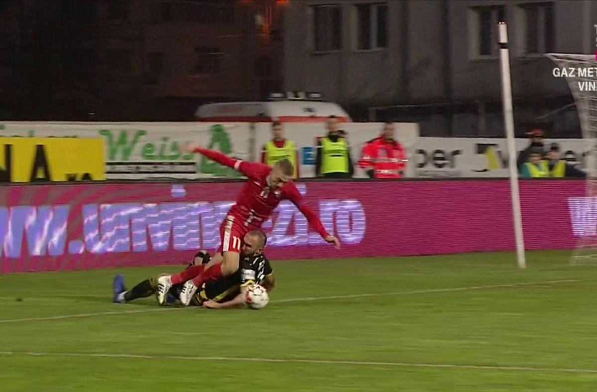 Penalty Botoșani - Dinamo