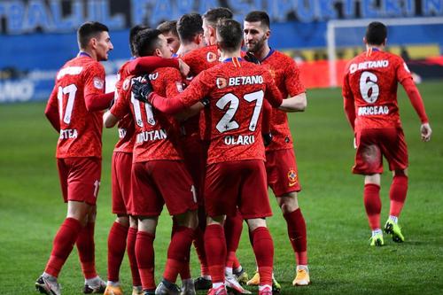 Ovidiu Popescu a evoluat fără greșeală contra Craiovei. Sursă foto: Facebook FCSB Official
