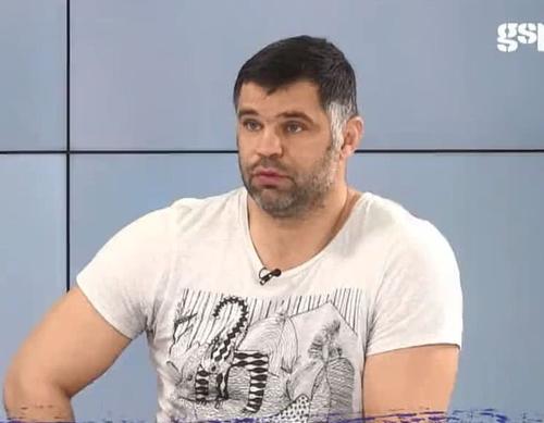Daniel Ghiță, 29 de ani, fost luptător K1 - acum deputat AUR, spune că Benny Adegbuyi va avea un meci greu împotriva lui Badr Hari, diseară, după ora 22