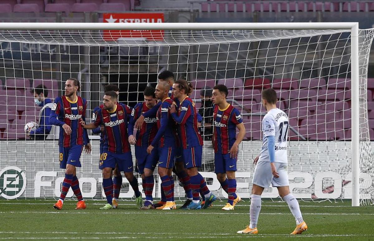 Barcelona - Valencia 2-2 » Egal spectaculos pe „Camp Nou”, iar catalanii rămân pe 5