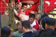 „Eu am fost alergat de 50 de oameni” » Un campion cu Dinamo comentează scandalul dintre Deian Sorescu și ultrași: „De ce s-a dus singur acolo?”