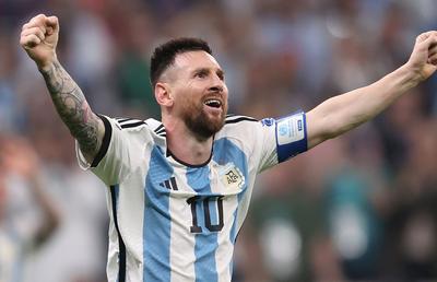 Dezbaterea Zilei, 19 decembrie » A fost Argentina ajutată sau chiar împinsă să câștige titlul mondial? „A triumfat în luptă dreaptă” vs. „A fost și favorizată”