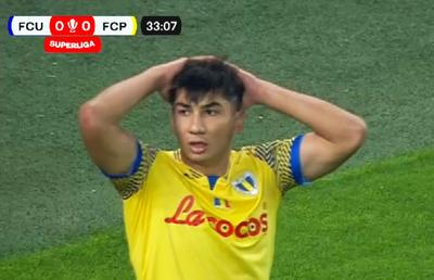 Ratarea sezonului în Superligă! Toți fotbaliștii și-au pus mâinile în cap! Cum a putut să tragă deși era singur la 6 metri