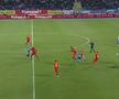 Emoții pentru FCSB » Ngezana s-a lovit puternic și nu a mai putut continua meciul