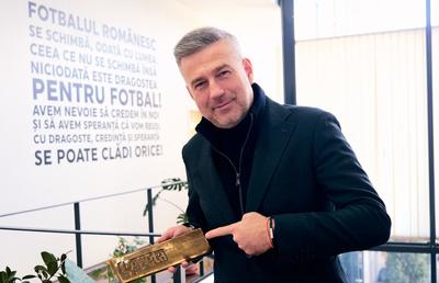 Edward Iordănescu este câștigătorul trofeului „Antrenorul anului” în Ancheta Gazetei Sporturilor 2023: „Sunt mândru că mă alătur unor nume de referință care au marcat ultimele decenii din fotbalul nostru”