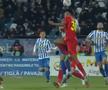 Emoții pentru FCSB » Ngezana s-a lovit puternic și nu a mai putut continua meciul