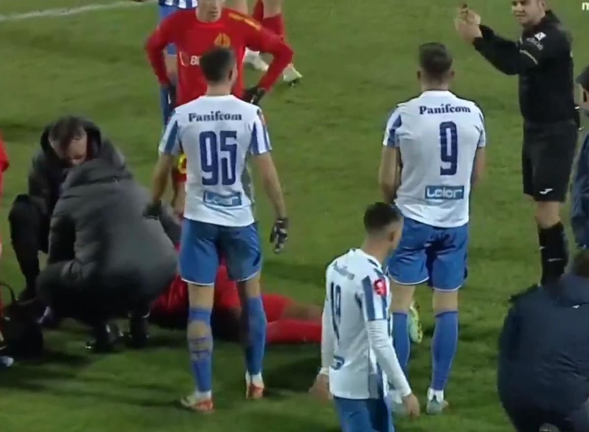 Siyabonga Ngezana, accidentat în Poli Iași - FCSB