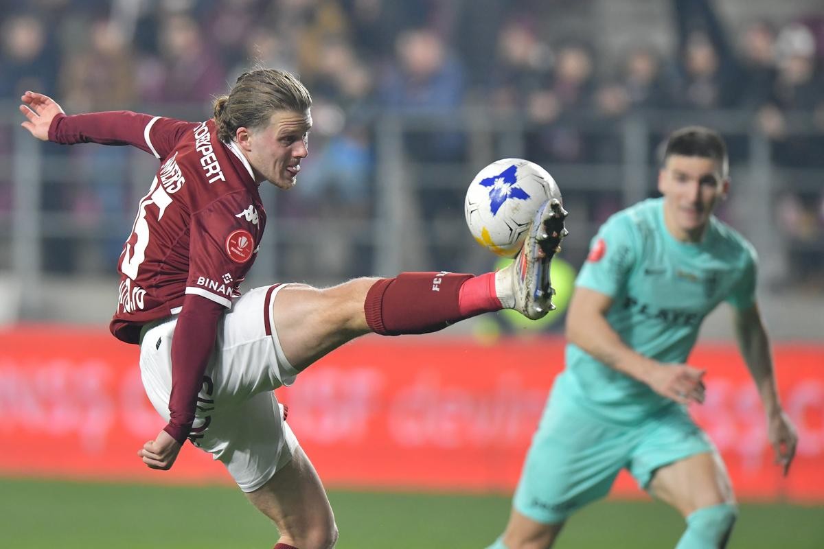 Dan Petrescu continuă „curățenia” de iarnă la CFR Cluj » Încă doi jucători sunt OUT din Gruia