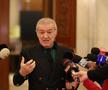Gigi Becali, prima zi în Parlamentul României. Foto: Dumitru Angelescu