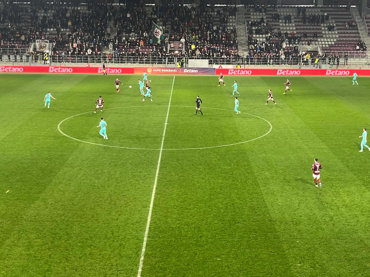 Toți „feroviarii” sunt fericiți! CFR Cluj câștigă în Giulești, Rapid evită Universitatea Craiova în „sferturile” Cupei României Betano » Situația finală în grupă