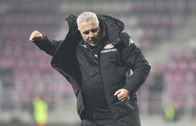 Marius Șumudică nu îi mai vrea la Rapid: „Să-și facă bagajele! Vor fi puși pe lista de transferuri”