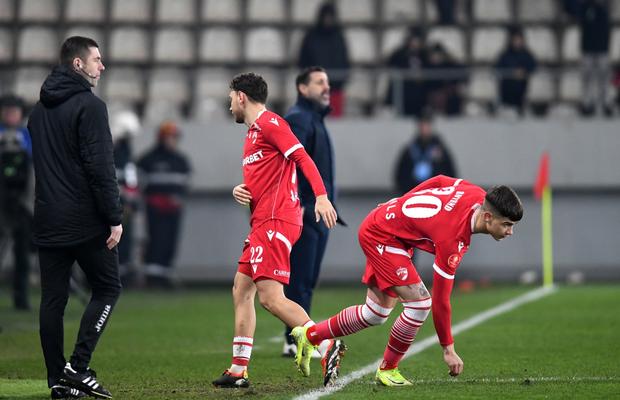 „Câinii roșii”, în suspans: situația care o ține pe Dinamo în șah