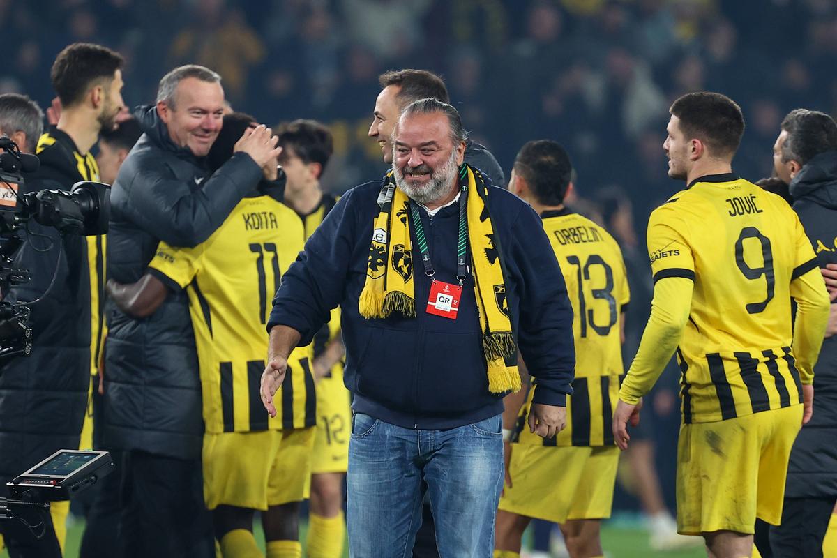 Dramă totală la finalul meciului AEK Atena - Universitatea Craiova