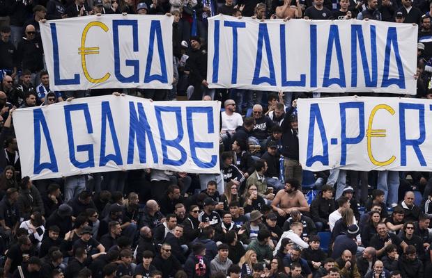 Vecinele din Serie A joacă la 13.800 km distanță!