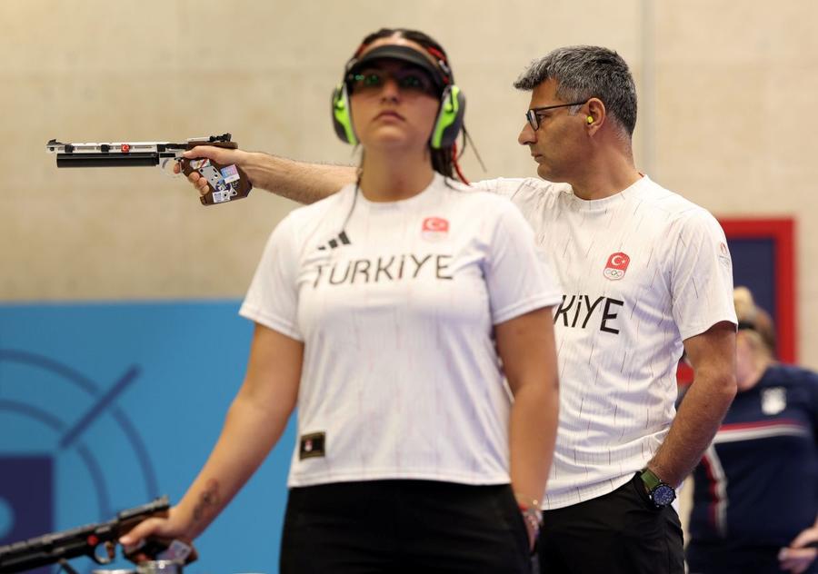 Vi-l amintiți pe vicecampionul olimpic Yusuf Dikec? Și-a spus povestea uluitoare: „Până la 28 de ani, nu pusesem mâna pe un pistol”
