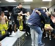 Marios Iliopoulos, sărbătorind victoria cu jucătorii lui AEK // foto: sport24.gr