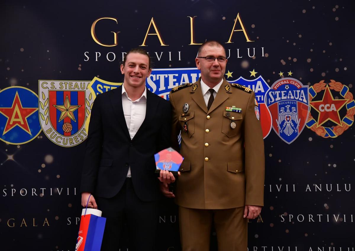 Canotoarele Simona Radiș și Magdalena Rusu au fost desemnate „Sportivele Anului” de clubul CSA Steaua