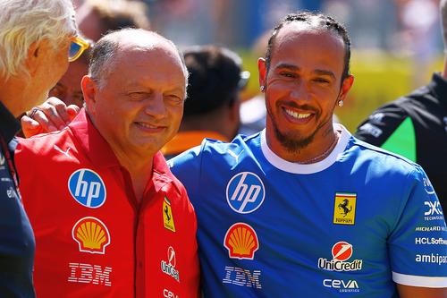Fred Vasseur, alături de Lewis Hamilton // foto: Guliver/gettyimages