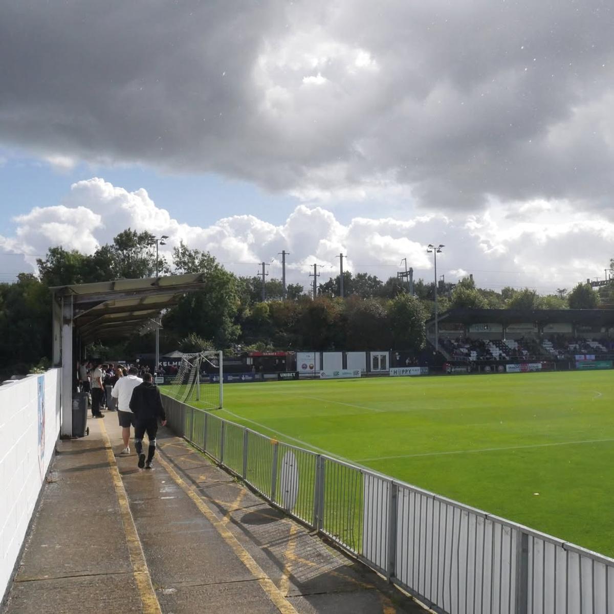 York Road, casa lui Maidenhead United, e cel mai vechi stadion din lume. Foto: Imago