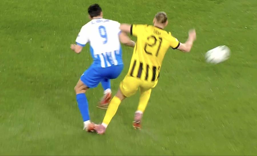 Vida l-a călcat dur pe Baiaram, dar a rămas în joc, iar în repriza secundă a înscris Sistemul olteano-lusitan 1-7-2-1