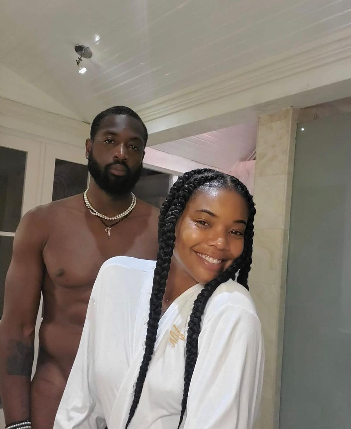 FOTO O legendă din NBA i-a șocat pe fani! Cum s-a pozat cu soția: „Serios, v-ați făcut Only Fans?”