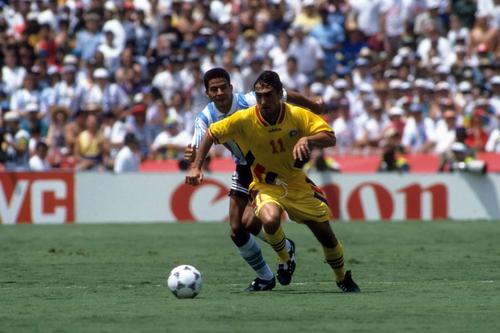 Ilie Dumitrescu și Fernando Caceres
foto: Imago