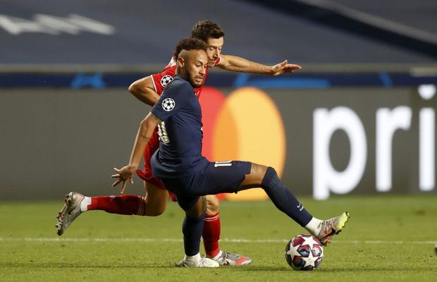 UEFA a anunțat echipa anului 2020 în viziunea fanilor » Formația ultra-ofensivă, dominată de Bayern Munchen