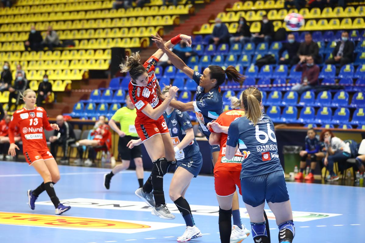 SCM Râmnicu Vâlcea - Buducnost 25-23 » Oltencele obțin a doua victorie consecutivă în Liga Campionilor