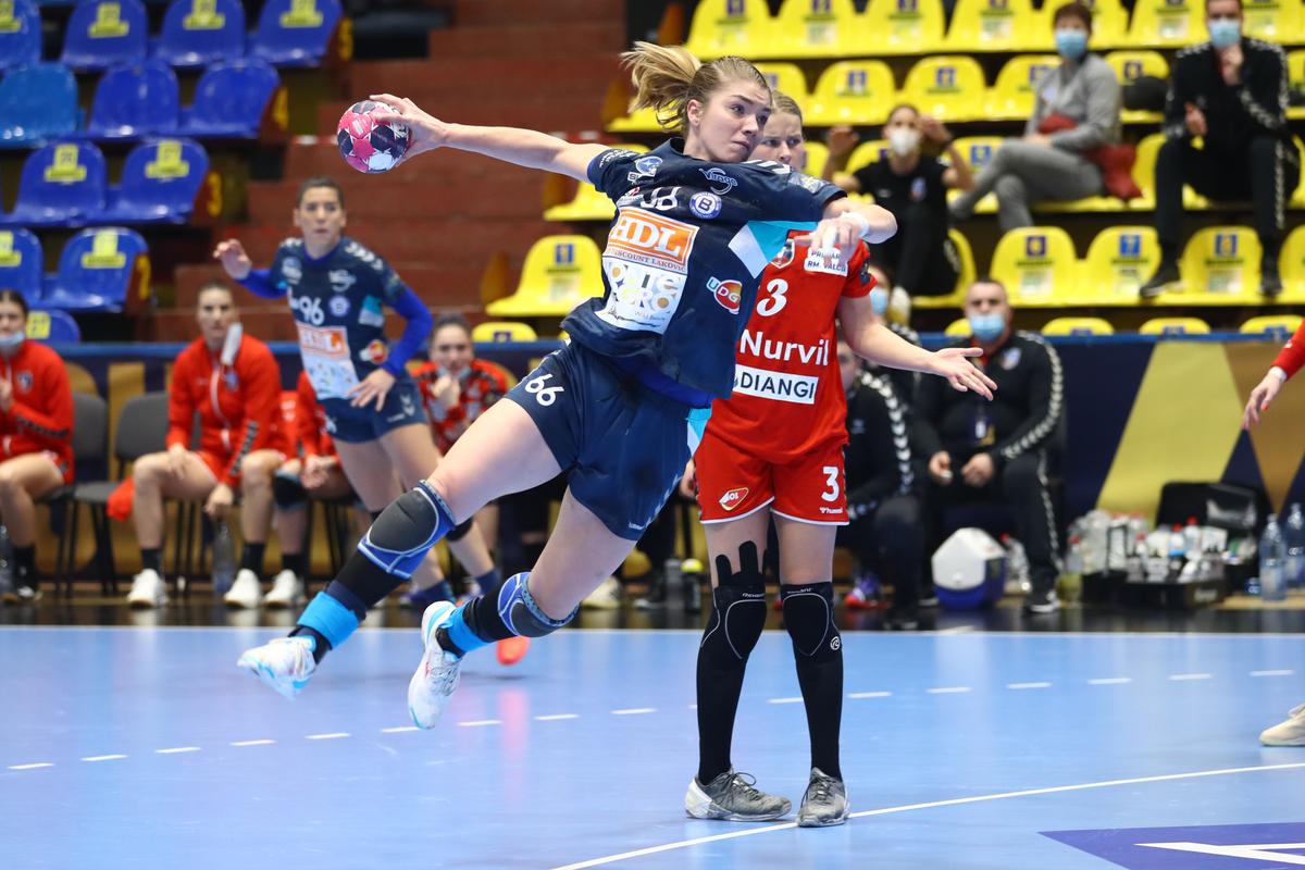 SCM Râmnicu Vâlcea - Buducnost 25-23 » Oltencele obțin a doua victorie consecutivă în Liga Campionilor