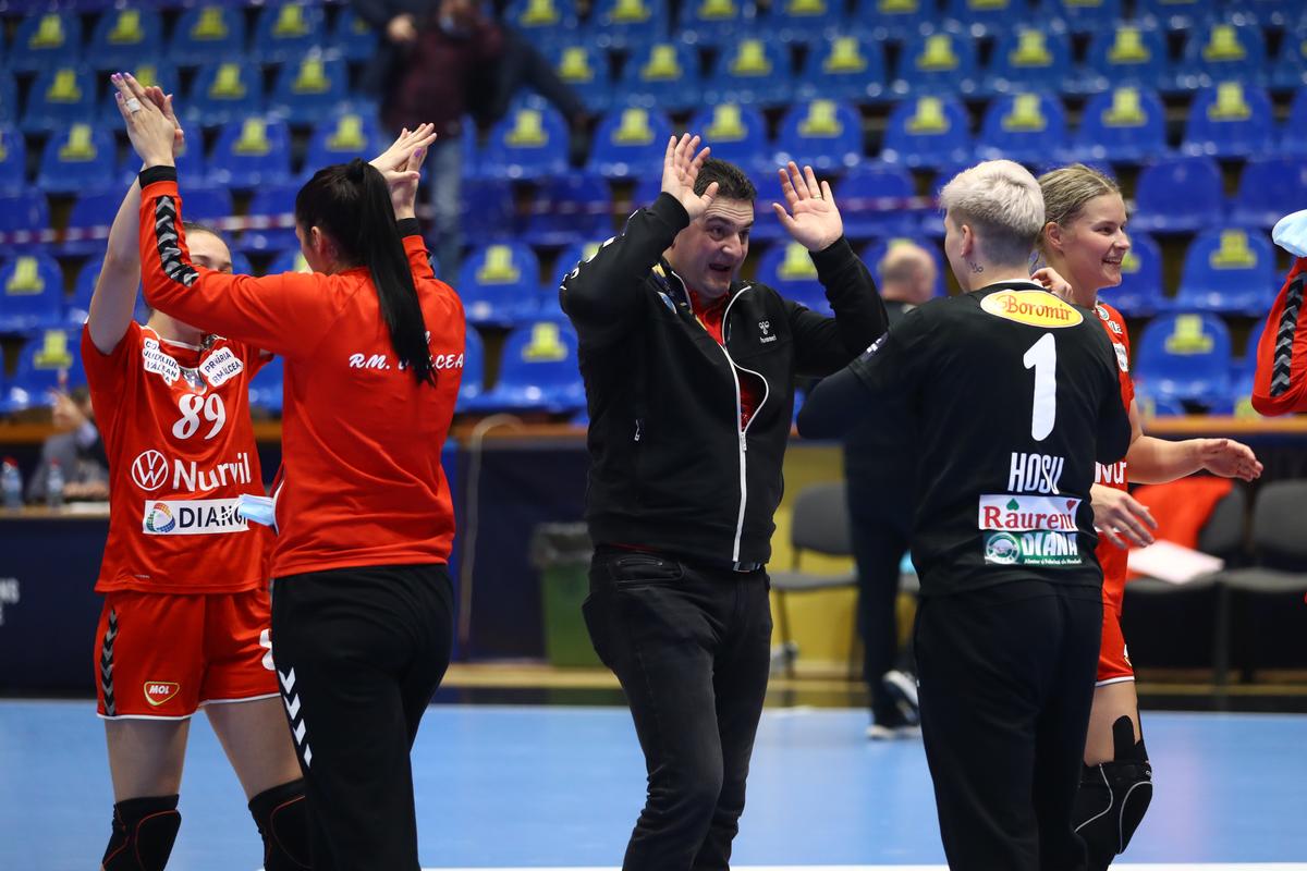 SCM Râmnicu Vâlcea - Buducnost 25-23 » Oltencele obțin a doua victorie consecutivă în Liga Campionilor
