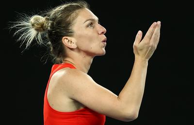 Simona Halep, dialog inedit cu Mats Wilander, după victoria cu Beatriz Haddad Maia: „Această întrebare ar trebui să fie adresată de o femeie”