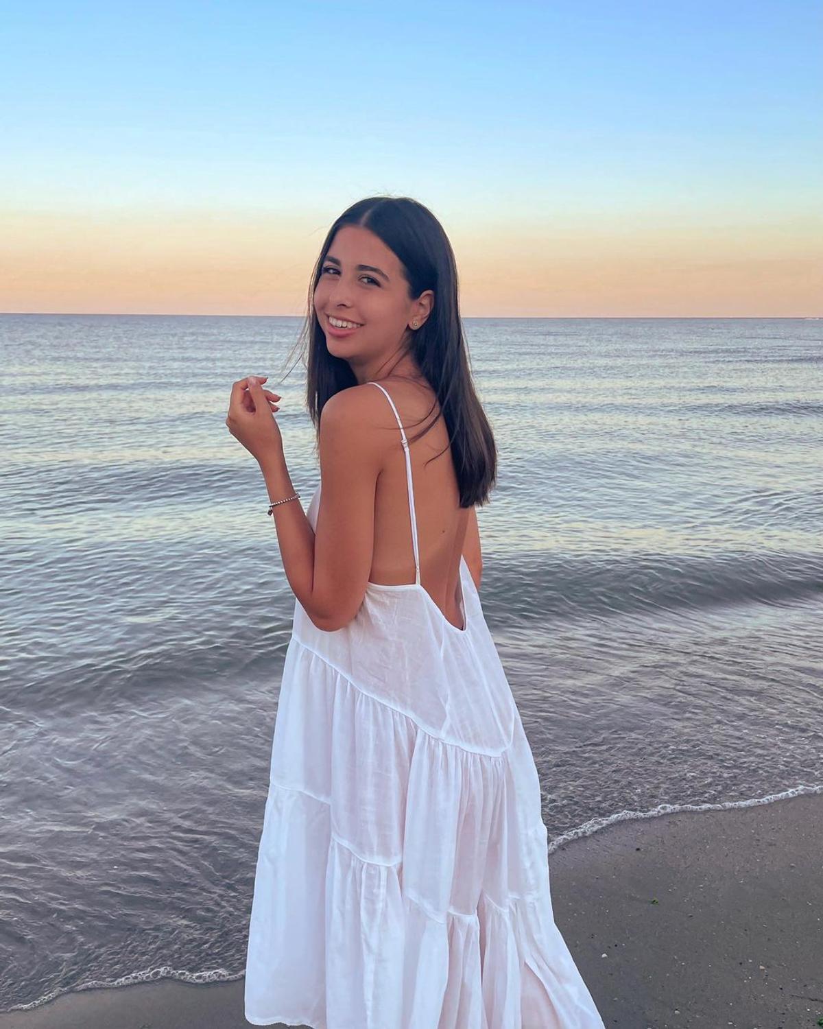 Andreea, iubita lui Thomas Chesneau