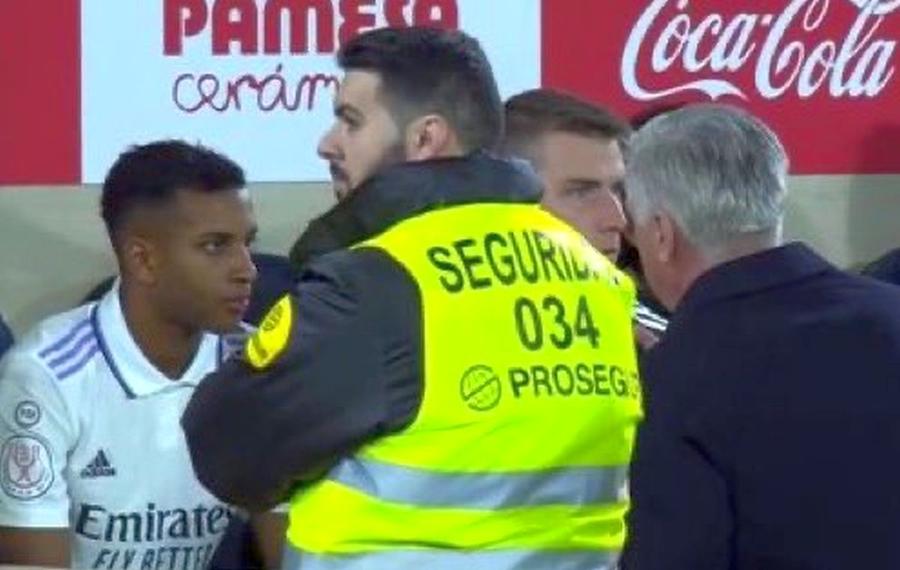 Carlo Ancelotti și reproșurile îndreptate la adresa lui Rodrygo / Captură Twitter@ Madrid Zone Turbulențe la Real Madrid » Ancelotti s-a luat de Rodrygo! Ce l-a deranjat pe antrenor