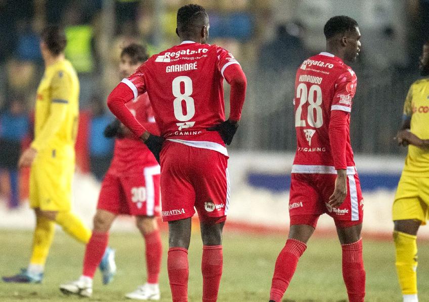 Fotbaliștii lui Dinamo au dezamăgit crunt la Ploiești / FOTO: Raed Krishan (GSP.ro)