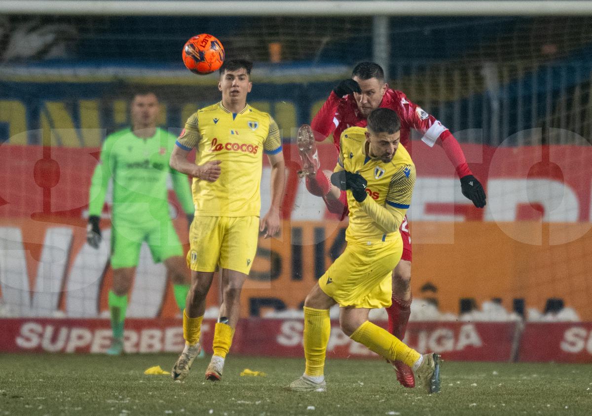 Alexandru Musi a spus pe ce poziție se simte cel mai bine: „Sincer să fiu”
