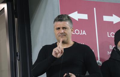 Foto-ironia lui Daniel Niculae! A reacționat cu un singur cuvânt după ce Rapid și-a prezentat echipamentele