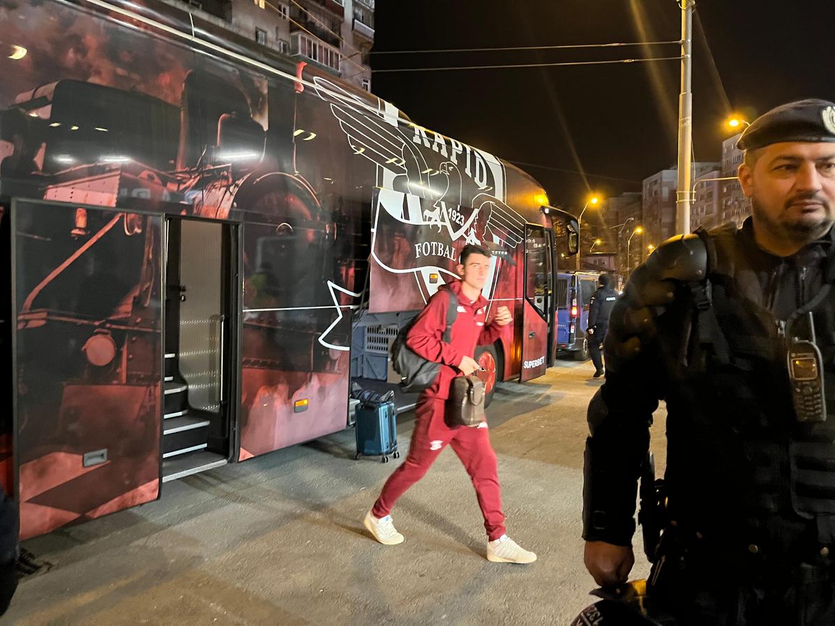 Rapid - Poli Iași » Imagini înainte de meci