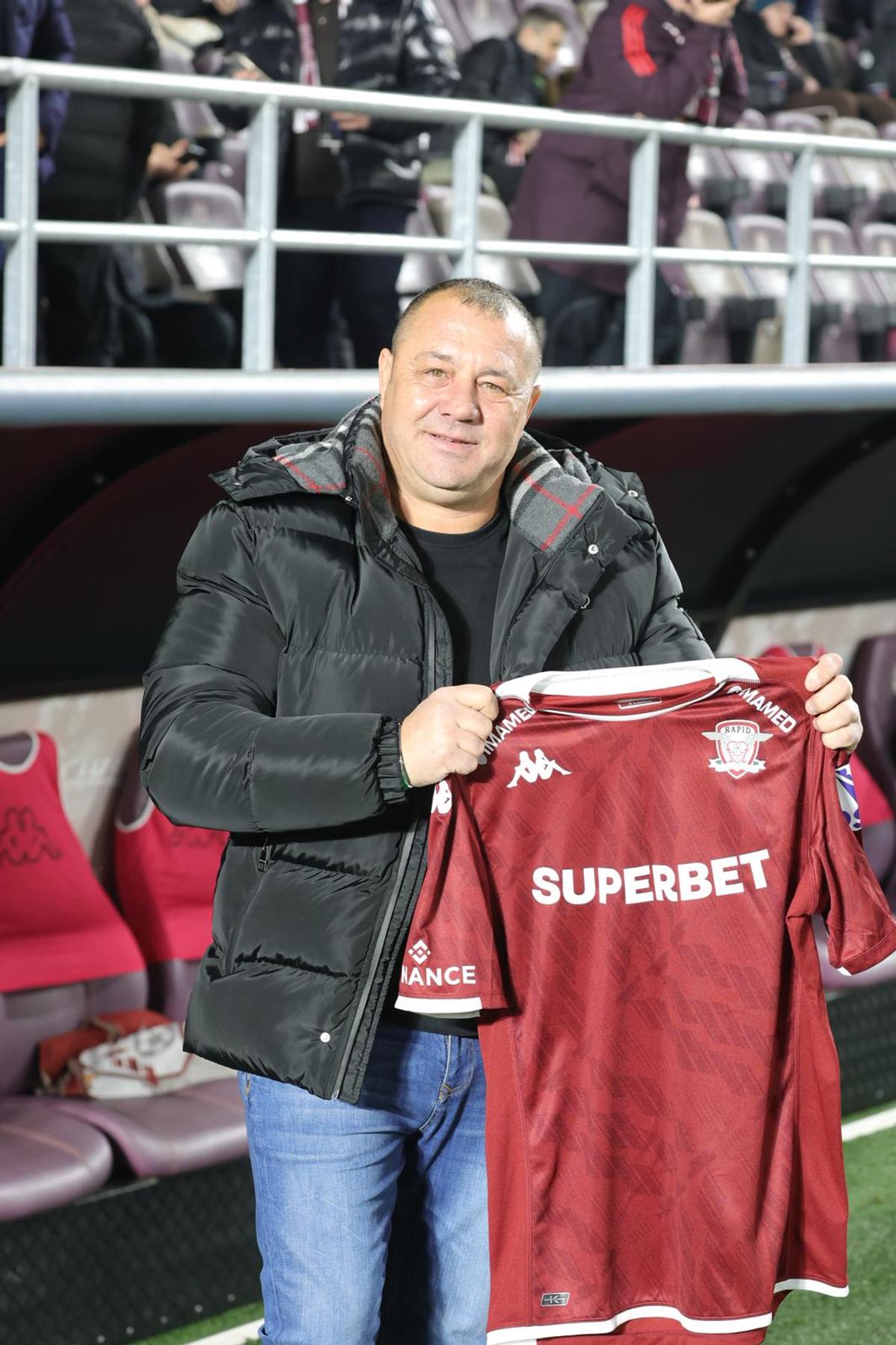 Sabin Ilie a dat lovitura de start la Rapid - Poli Iași și a avut un mesaj tranșant pentru Boupendza: „Atunci nu ai ce căuta aici!”