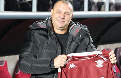 Sabin Ilie știe cum va arăta infernul din Turcia: „Să nu vă mire dacă o să ne pomenim cu vreo fanfară în fața hotelului naționalei” + Contră cu Lucescu: „El trebuie să fie titular la meciul de baraj”