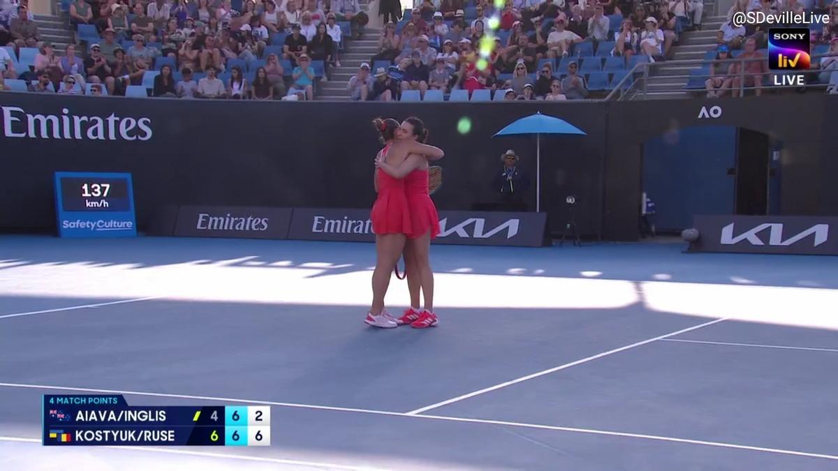 Gabriela Ruse și Marta Kostyuk, favoritele fanilor la Australian Open: cum au fost surprinse