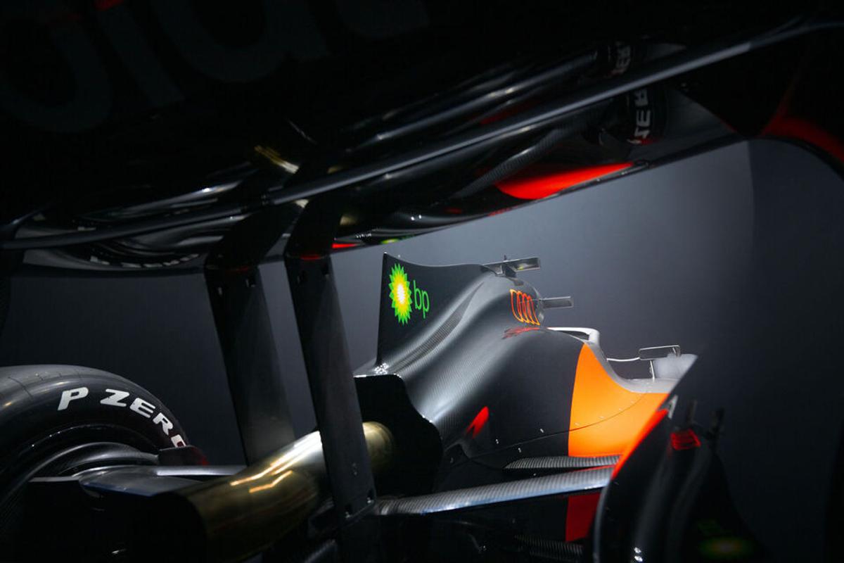 Show special organizat la Berlin » Audi Revolut F1 e gata pentru startul noului sezon de Formula 1: imagini spectaculoase de la lansare