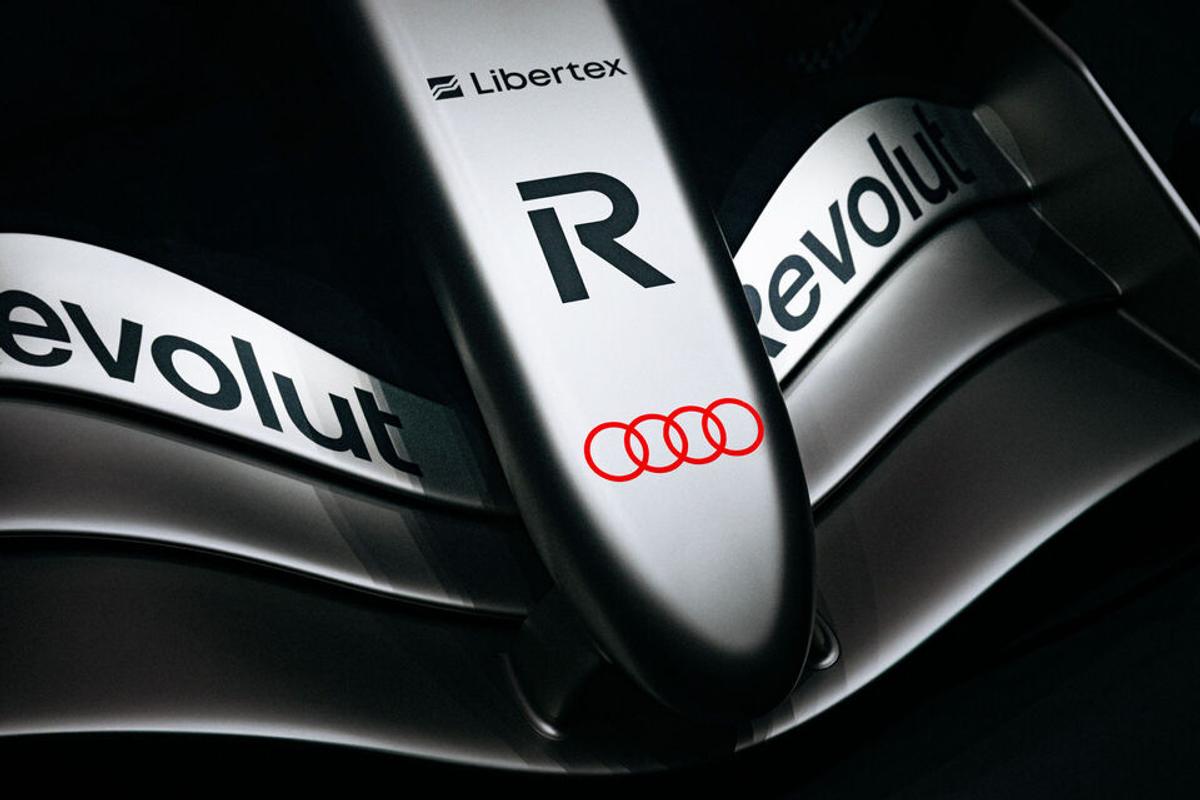 Show special organizat la Berlin » Audi Revolut F1 e gata pentru startul noului sezon de Formula 1: imagini spectaculoase de la lansare