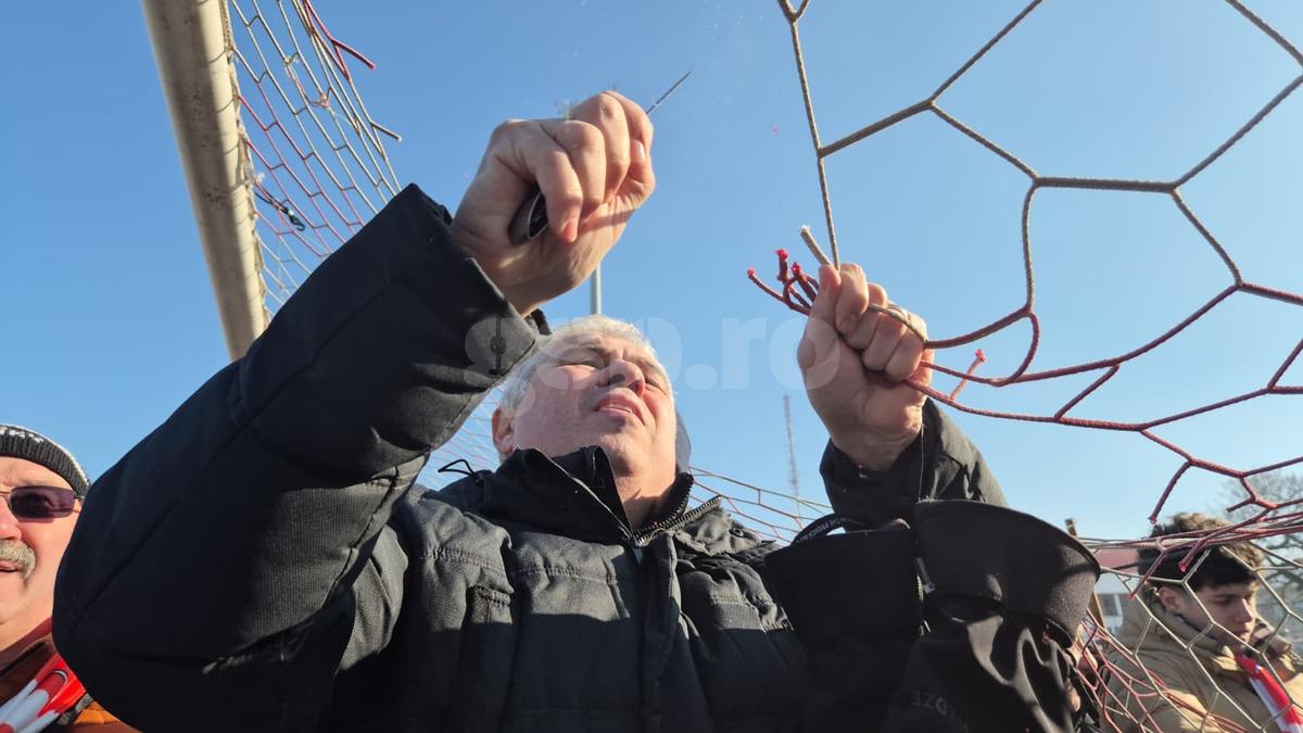 Dinamovistul care a suportat cu greu demolarea: „Îmi venea să-i dau un pumn ăluia cu macaraua!”
